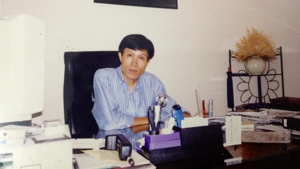 Ông Nguyễn Hữu Vinh tại văn phòng làm việc của mình. 