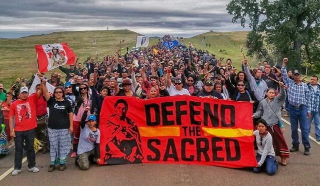 Cuộc biểu tình tại Standing Rock - Hoa Kỳ nhằm phản đối việc đặt ống dẫn dầu đi qua vùng nước là một trong những ví dụ điển hình cho phong trào nhân quyền thế hệ thứ ba. Ảnh: buzzfeed