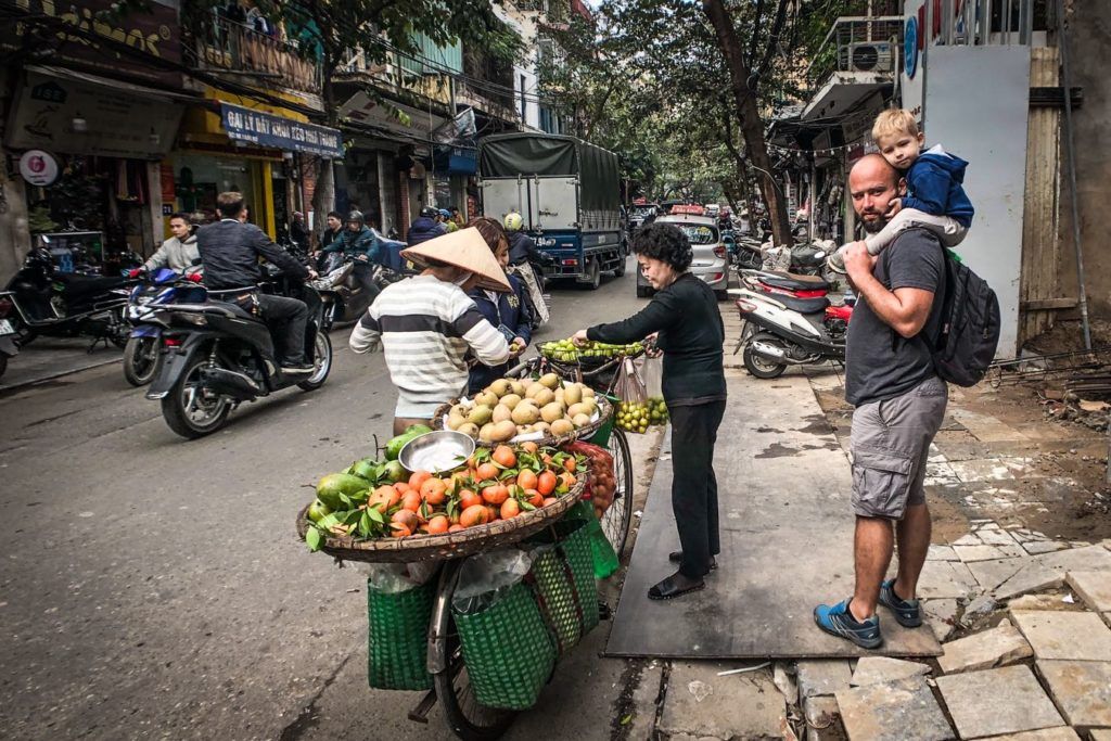 Người Việt Nam có thực sự hạnh phúc như người nước ngoài hình dung? Ảnh: thehappykid.blog.