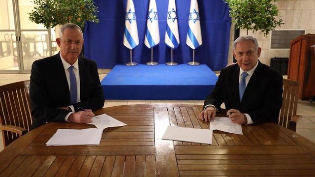 Ông Benny Gantz và ông Benjamin Netanyahu. Ảnh: jewishbusinessnews.com.