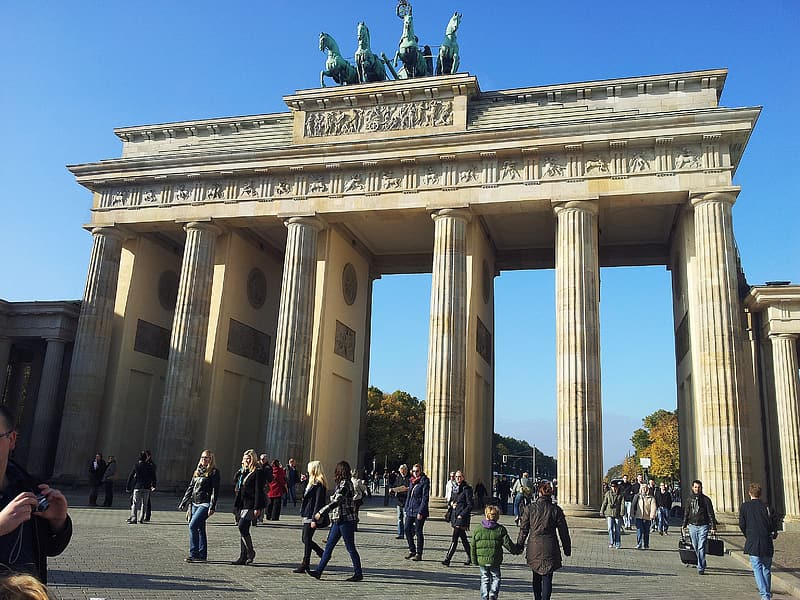 Cổng thành Brandenburg ở Berlin, Đức. Ảnh: pikrepo.com.