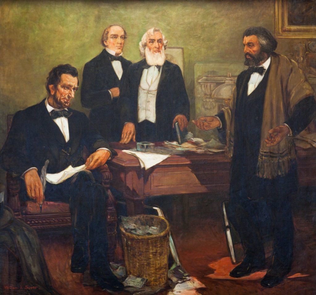 Frederick Douglass (bìa phải) và Tổng thống Abraham Lincoln. Ảnh: loc.gov.