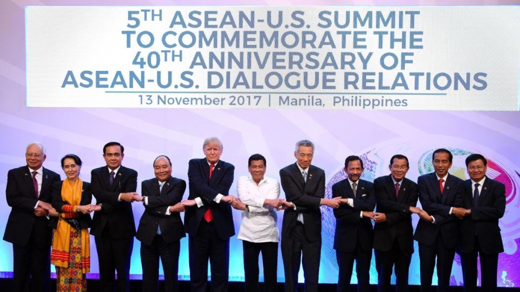 Tổng thống Mỹ Donald Trump tham dự Hội nghị Thượng đỉnh ASEAN - Hoa Kỳ lần thứ 5, ngày 13/11/2017 tại Manila, Philippines. Ảnh: VOA News.